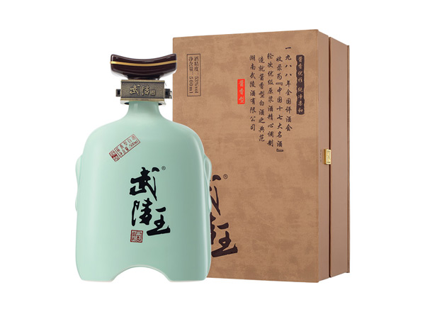 泸州武陵酒武陵王回收武陵王文王/武王53度500ml礼盒装行情价格